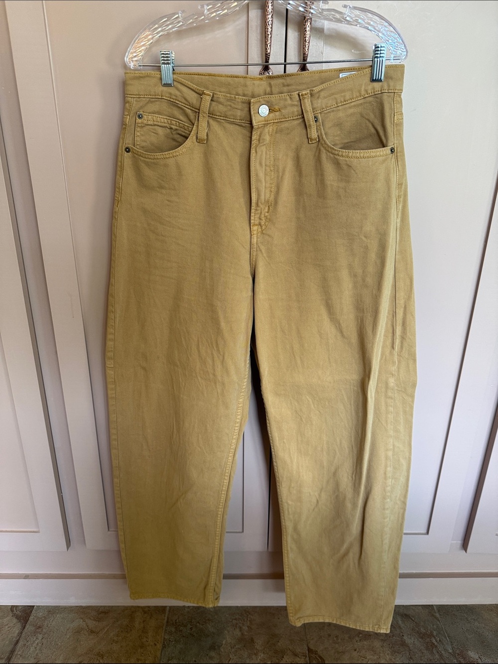 GAP Women’s Mustard High Rise Barrel Jeans (10L)